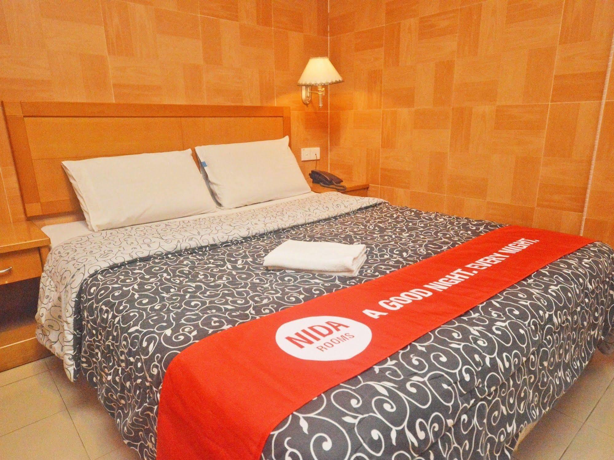 Nida Rooms Nagoya Business Center Batam Extérieur photo