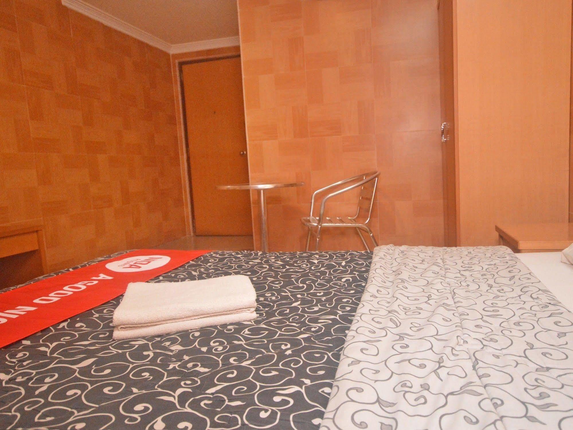 Nida Rooms Nagoya Business Center Batam Extérieur photo