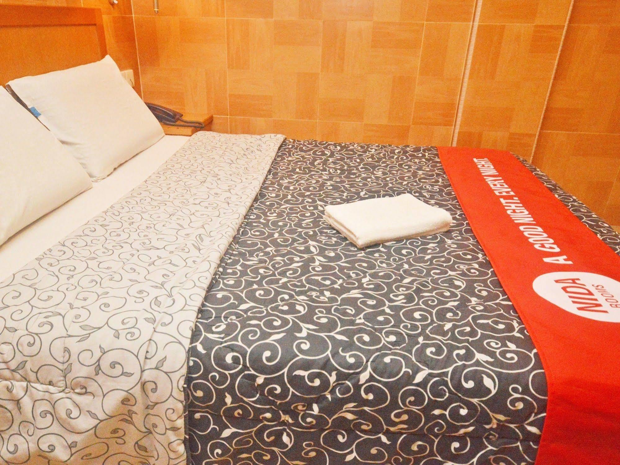 Nida Rooms Nagoya Business Center Batam Extérieur photo